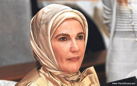 turkey first lady burberry burka|first ladies of turkey.